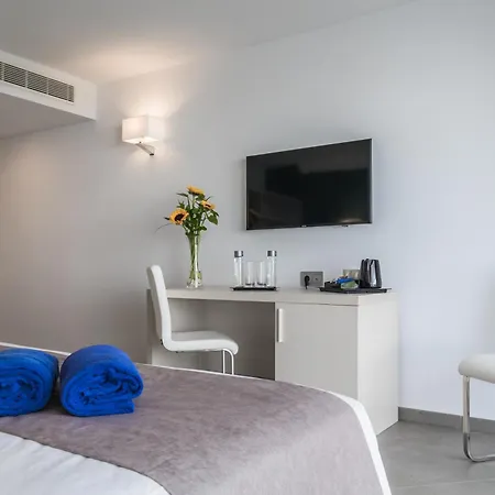 Esquinzo Y Monte Del Mar Playa De Esquinzo