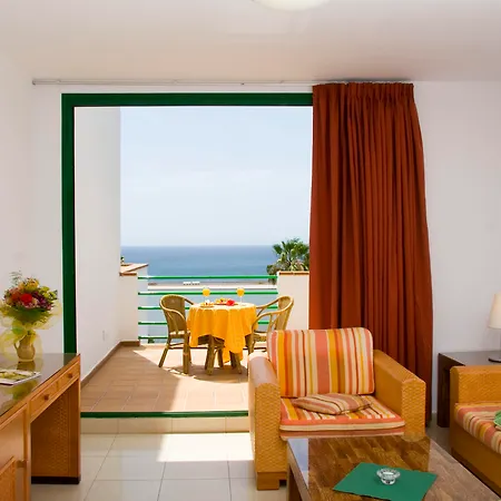 Esquinzo Y Monte Del Mar 3*