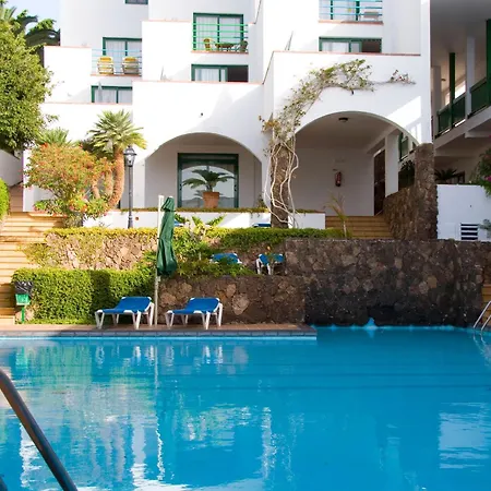 Esquinzo Y Monte Del Mar Lägenhetshotell 3*