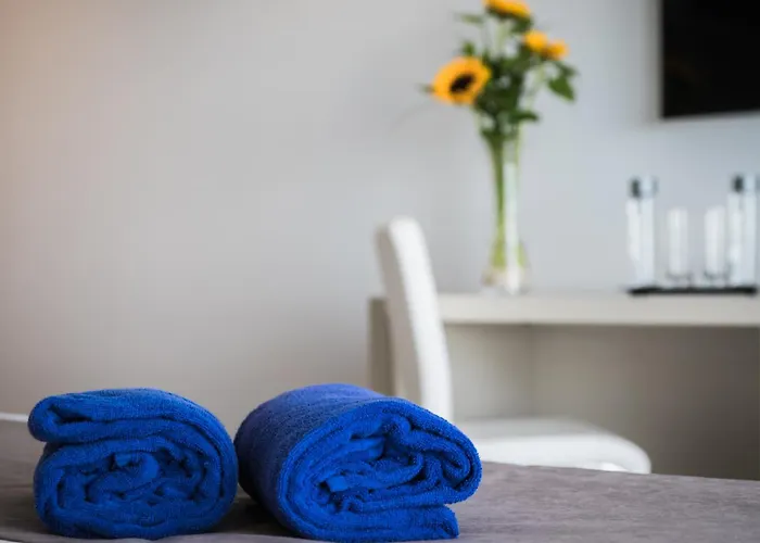 Esquinzo Y Monte Del Mar