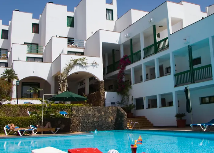 Esquinzo Y Monte Del Mar Apartmanhotel