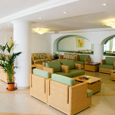 Esquinzo Y Monte Del Mar 3*