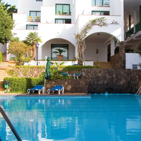 Aparthotel Esquinzo Y Monte Del Mar 3*