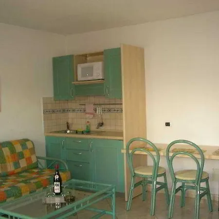 Esquinzo Y Monte Del Mar 3*