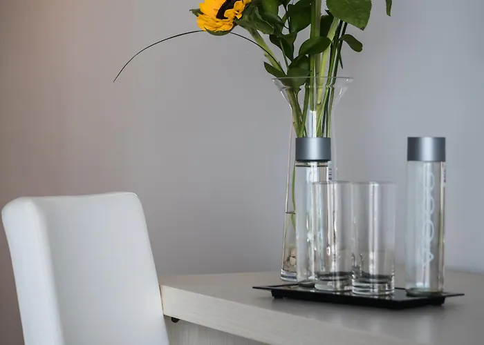 Ξενοδοχείο με διαμερίσματα Esquinzo Y Monte Del Mar