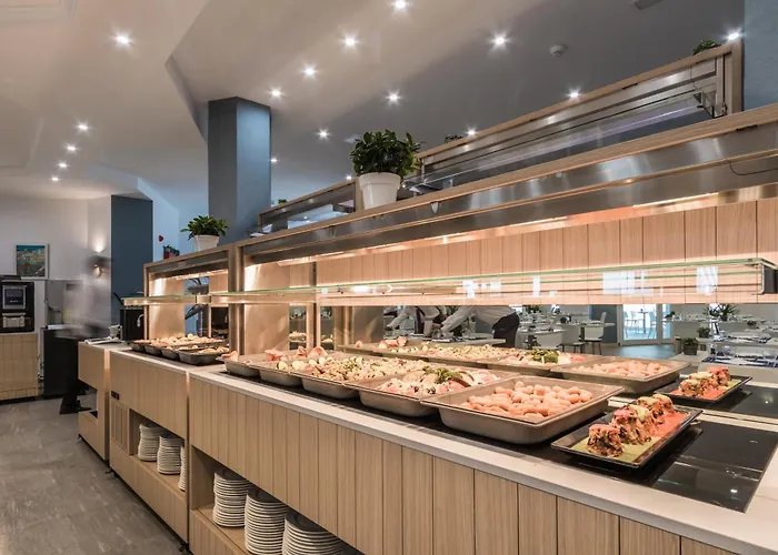 Ξενοδοχείο με διαμερίσματα Esquinzo Y Monte Del Mar 3*