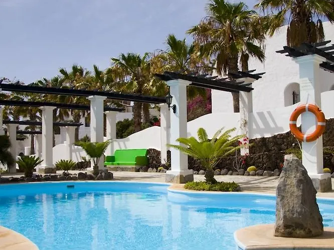 埃斯金索滨海山庄公寓式酒店 3* Playa De Esquinzo