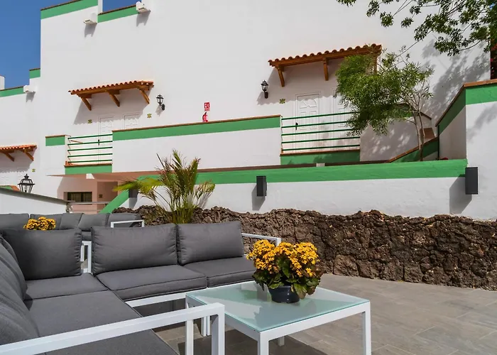 埃斯金索滨海山庄公寓式酒店 3* Playa De Esquinzo