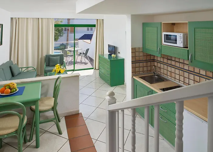 Esquinzo Y Monte Del Mar