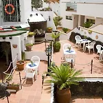 Esquinzo Y Monte Del Mar Lejlighedshotel 3*