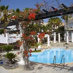 Esquinzo Y Monte Del Mar Lejlighedshotel 3*